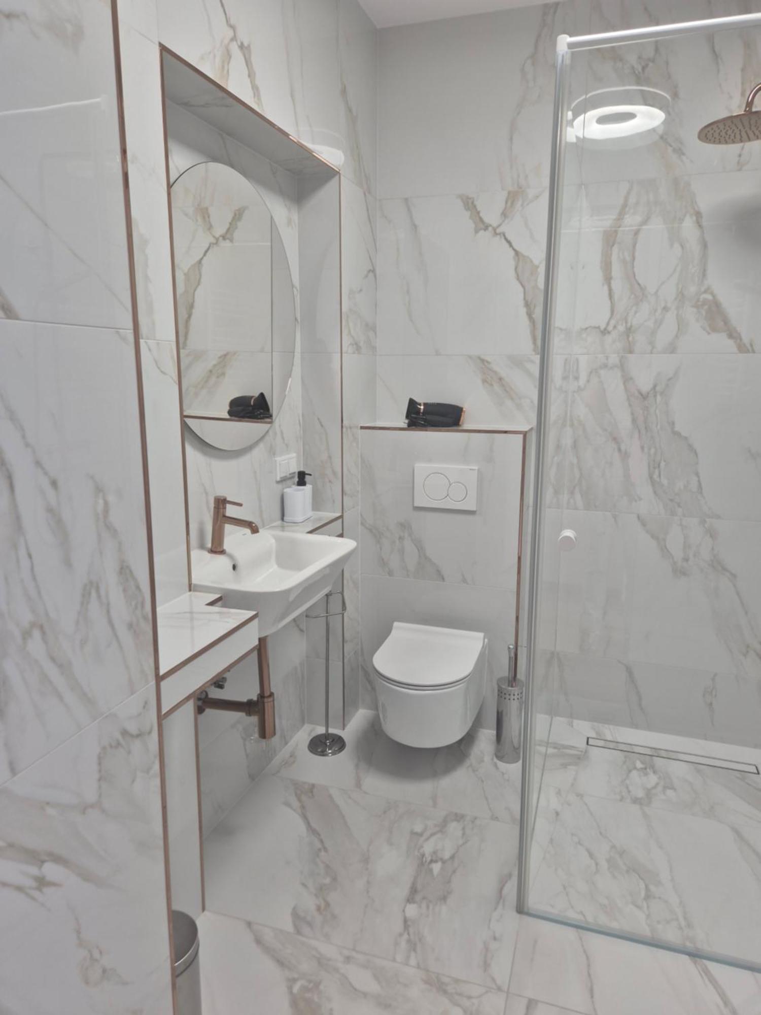 Aparthotel Miodowa 25 คราคูฟ ภายนอก รูปภาพ